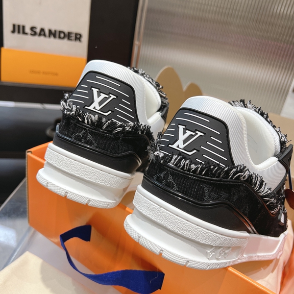 ルイヴィトン靴角部分ディテール